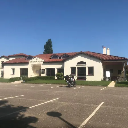 Hotel La De L Embusade *