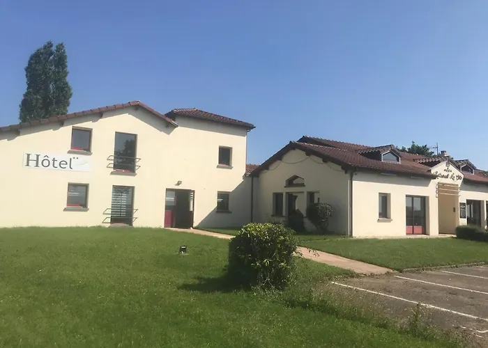 La De L Embusade Hotel *