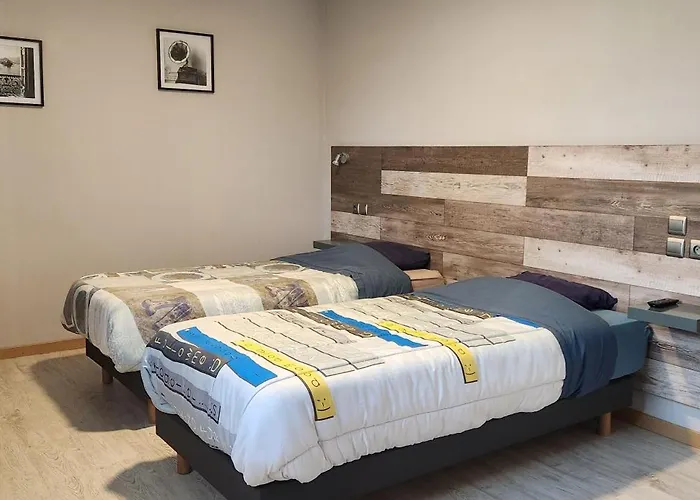 La De L Embusade Hotel