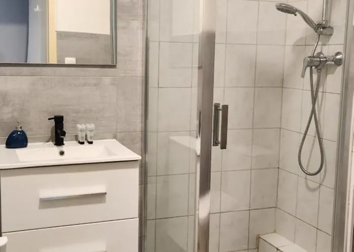 酒店 La De L Embusade 蓬塔穆松