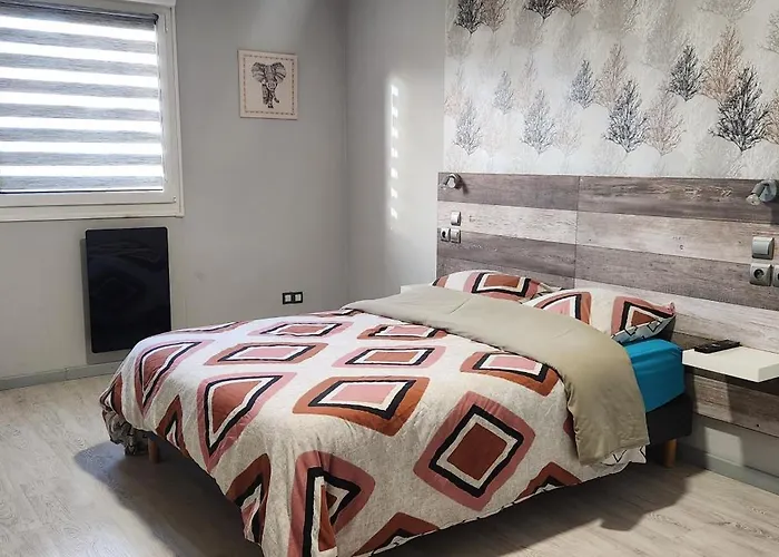 酒店 La De L Embusade 蓬塔穆松